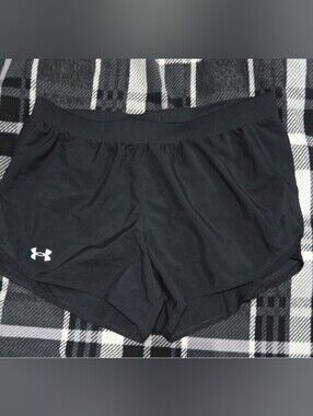 Under Armour Black Athletic Shorts Lightweight Breathable Women's Medium